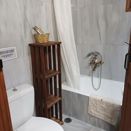 Apartment Viglatoras Sárkhos